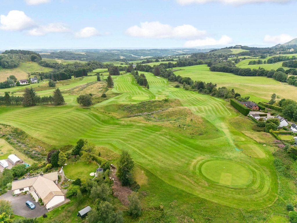 Property photo 3 of 19 Drone Area