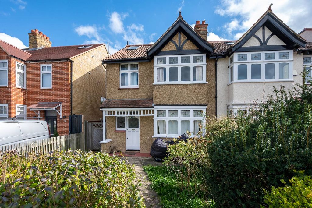 Property photo 3 of 12