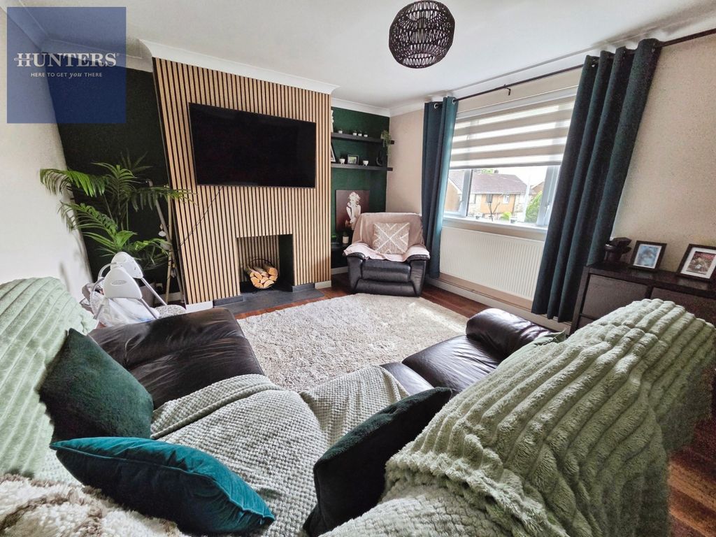 Property photo 2 of 10 Pbox-Img.Jpg