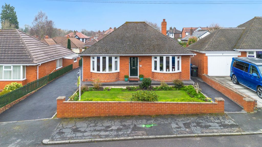 Property photo 1 of 25