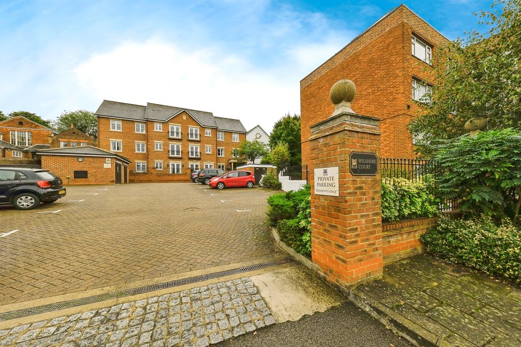 Additional image 17 of 4 bed flat for saleQueen Street, Hitchin SG4