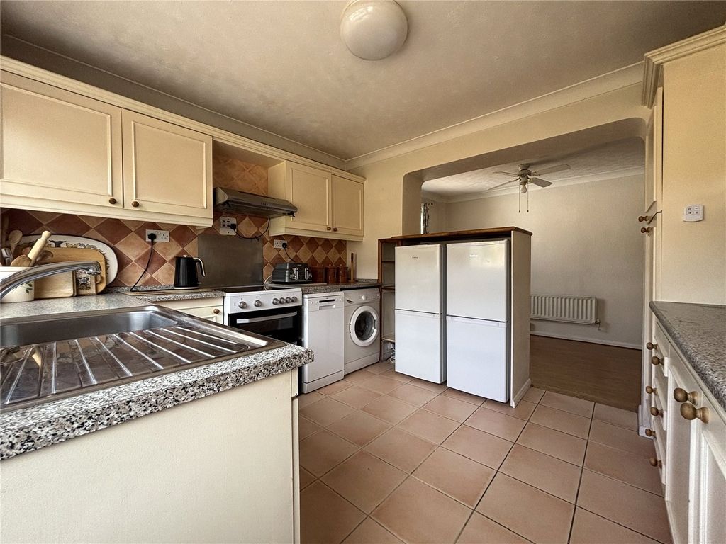Property photo 2 of 20 Picture No. 05
