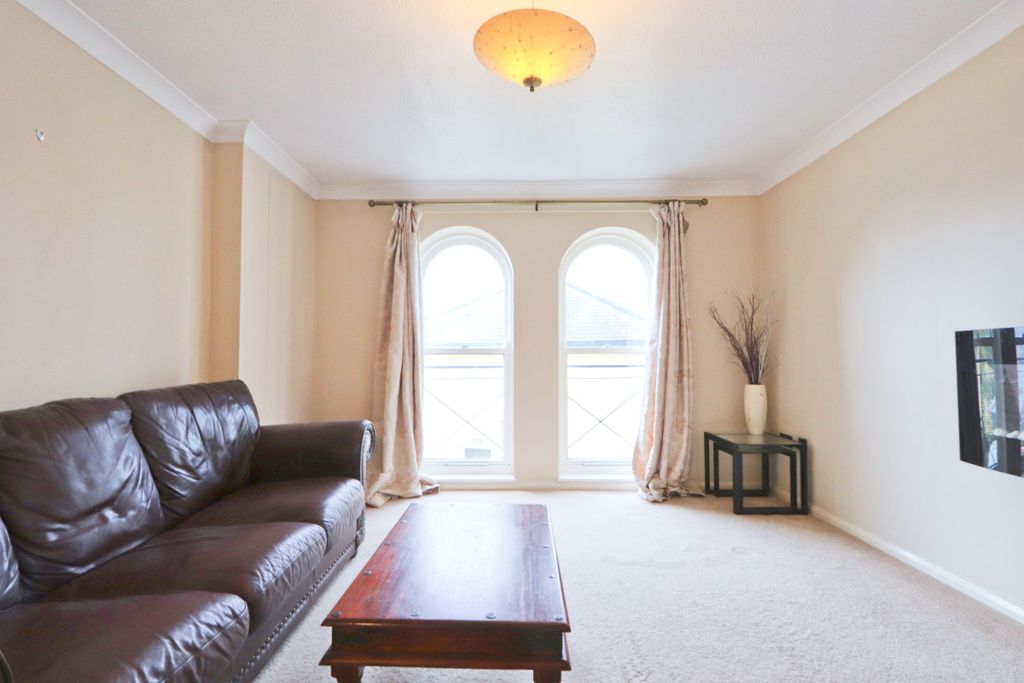 Property photo 3 of 11