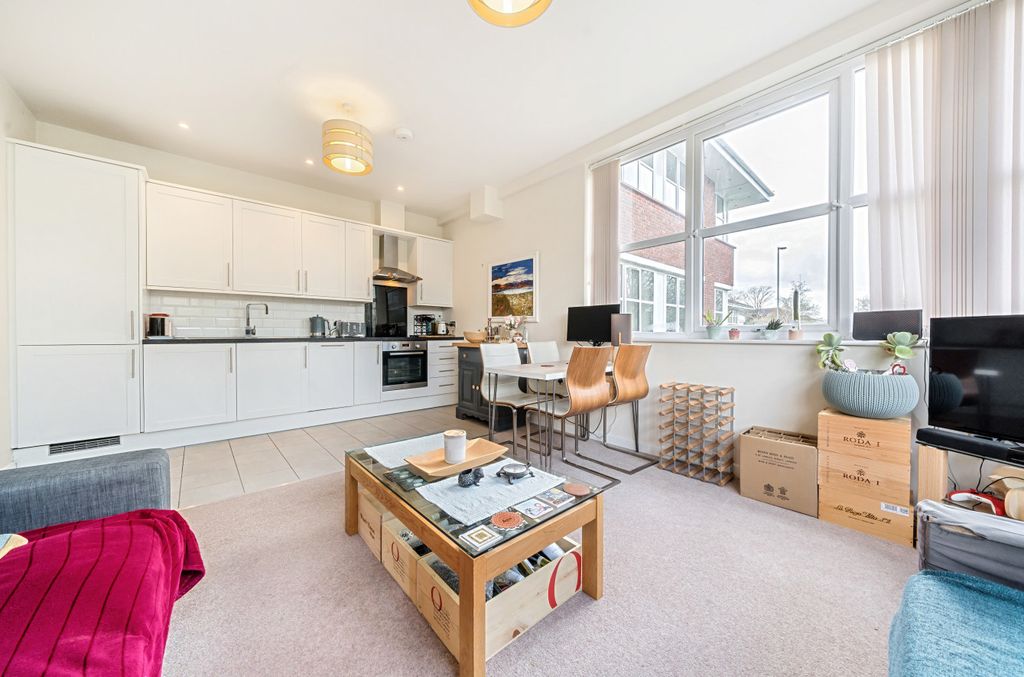 Property photo 2 of 8 968776 (4).Jpg