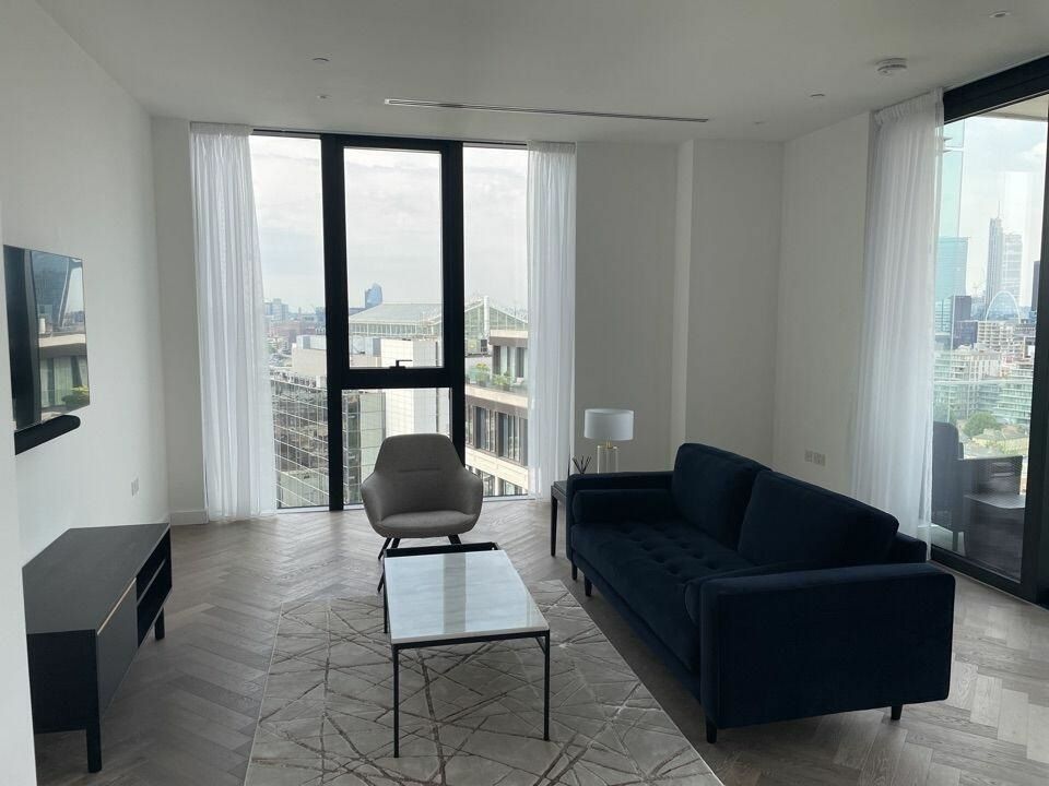 Property photo 1 of 7 Lounge
