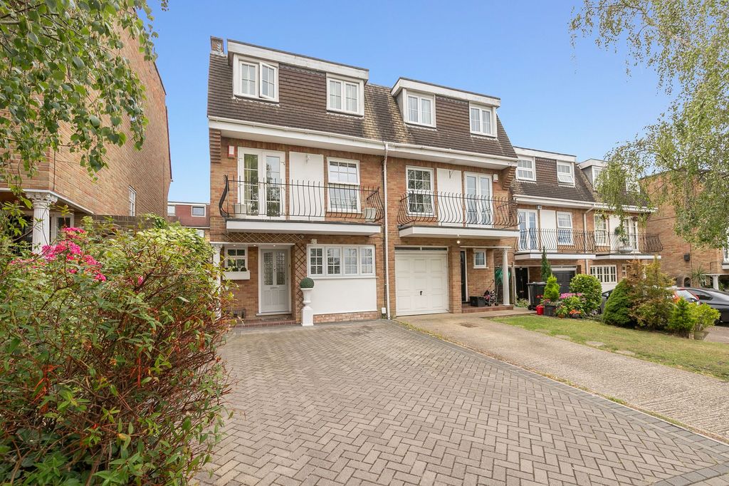 Property photo 1 of 22