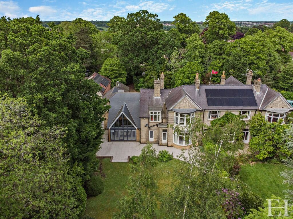 Property photo 3 of 38 4409333