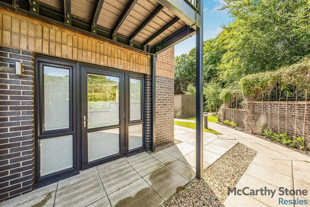 Property photo 3 of 19 6_Riverwood_101_Craigdhu_G62_Helenedmundphotograph
