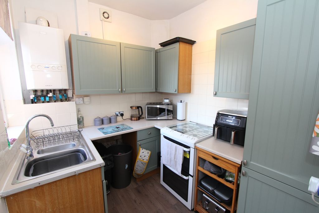 Property photo 2 of 13 Img_5592