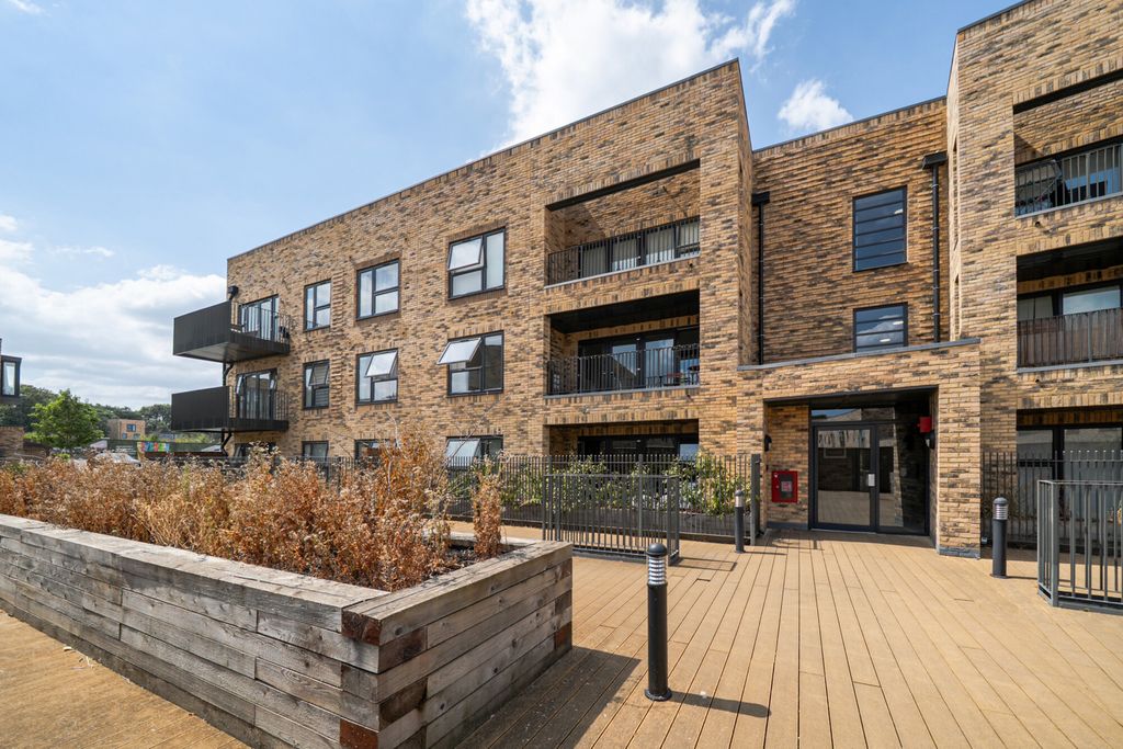 Property photo 1 of 22 1493653-2-6A5638A...