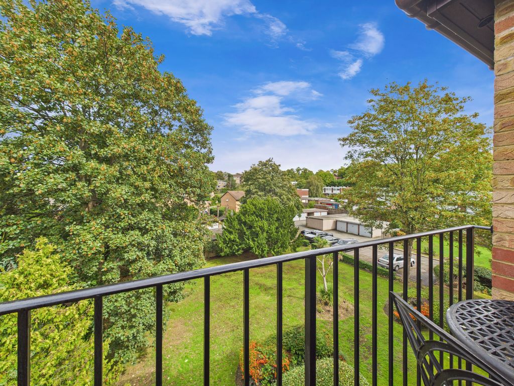 Property photo 3 of 14