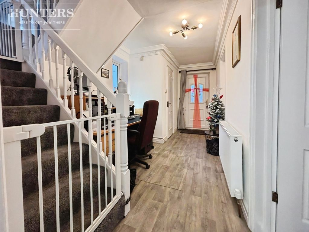 Property photo 3 of 20 Pbox-Img.Jpg