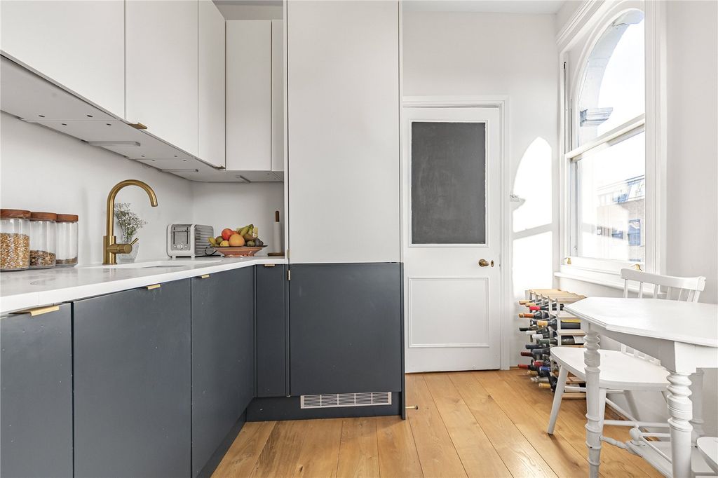 Property photo 2 of 16 Picture No. 06