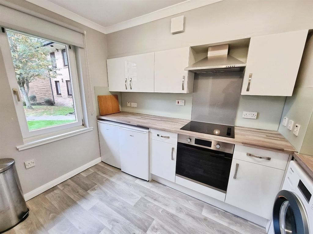 Property photo 3 of 14 Rdc0402Cupi Kitchen (2).Jpg