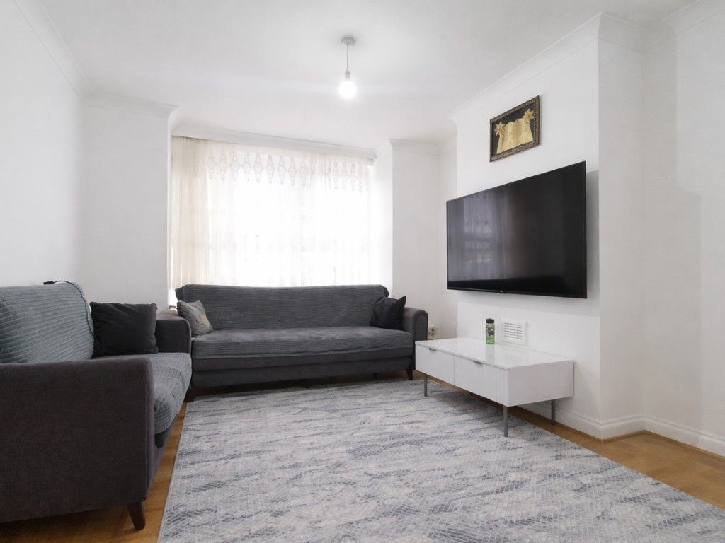 Property photo 3 of 14