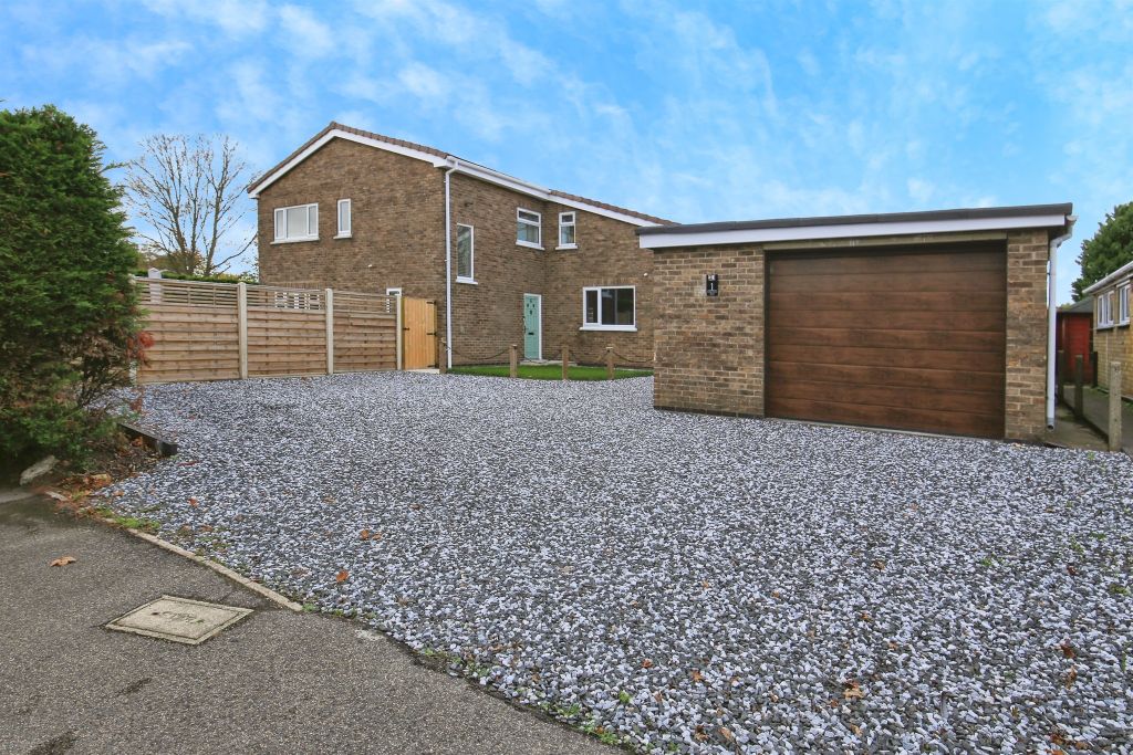 Property photo 1 of 21