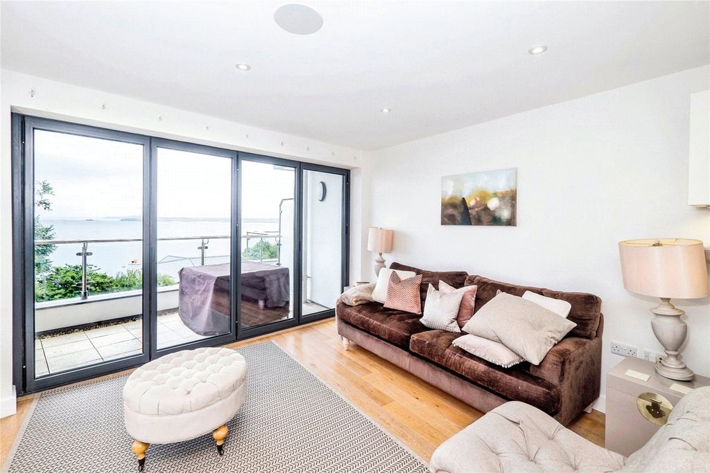 Property photo 3 of 18 Picture No. 10