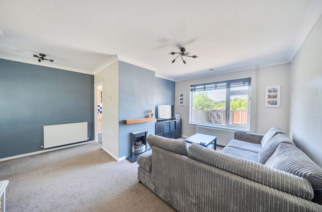 Property photo 2 of 13 1458016-22-6A032c...