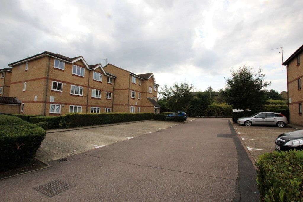 Property photo 2 of 6