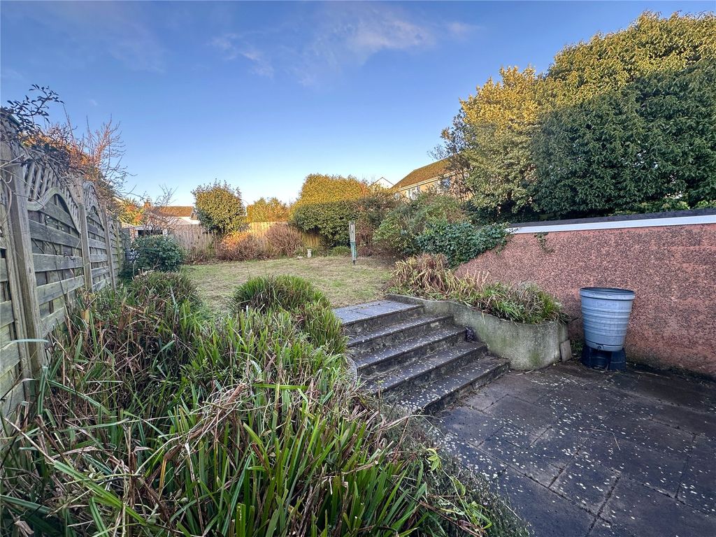 Property photo 2 of 10 Picture No. 15