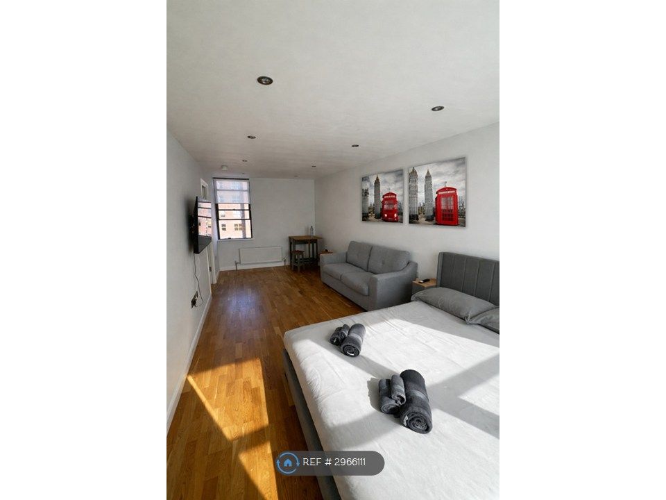 Property photo 1 of 5
