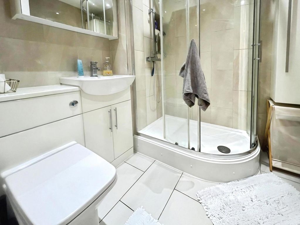 Property photo 3 of 10 Pbox-Img.Jpg