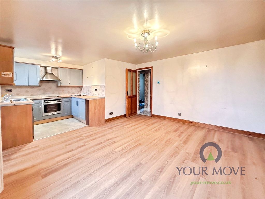 Property photo 2 of 10 Picture No. 13