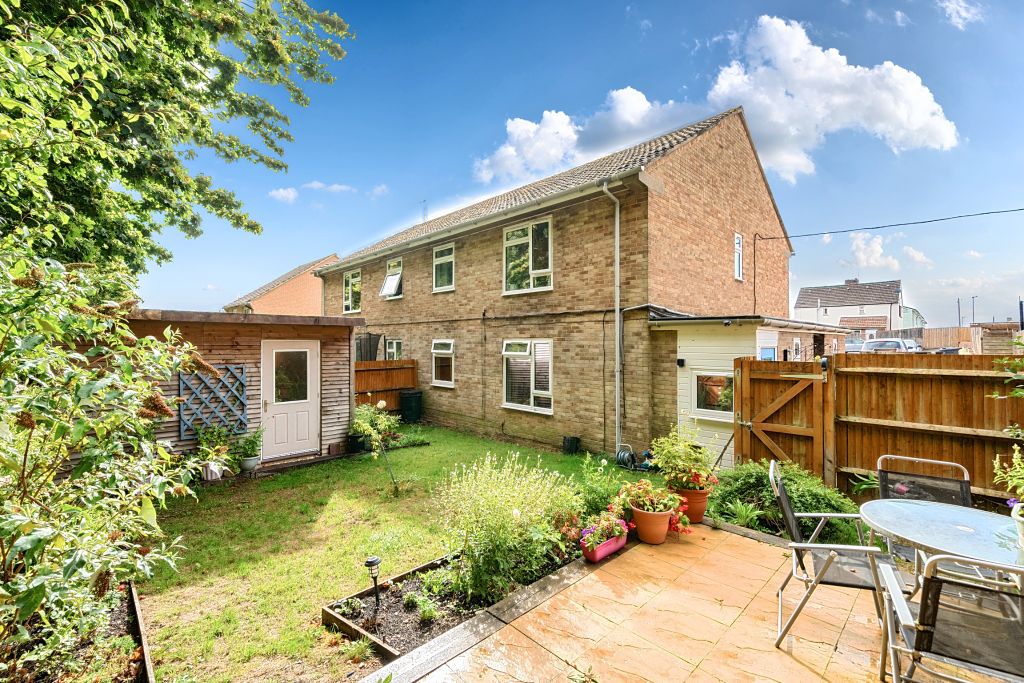 Property photo 1 of 18