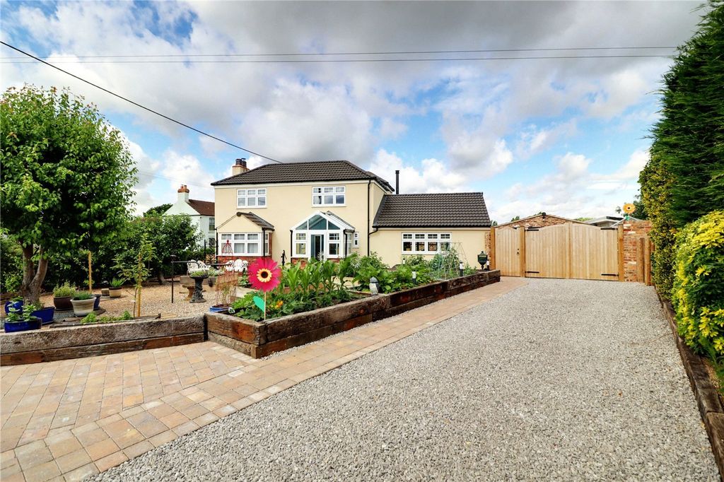 Property photo 1 of 32 Picture No. 25