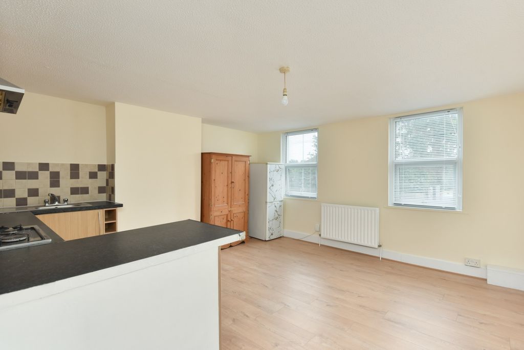 Property photo 2 of 10 4259734