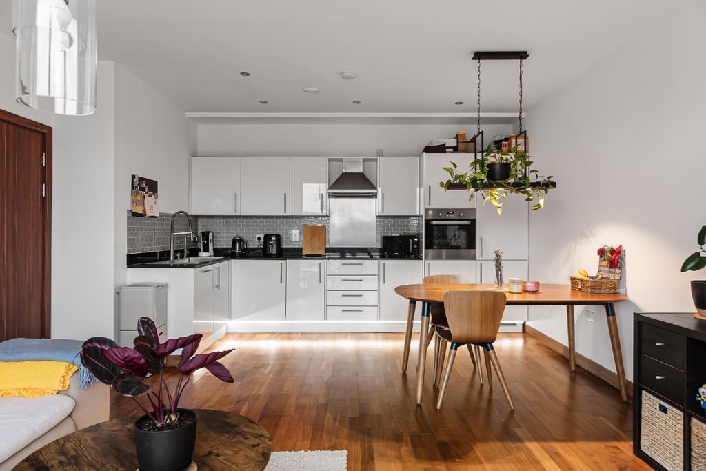 Property photo 3 of 10 094A0562