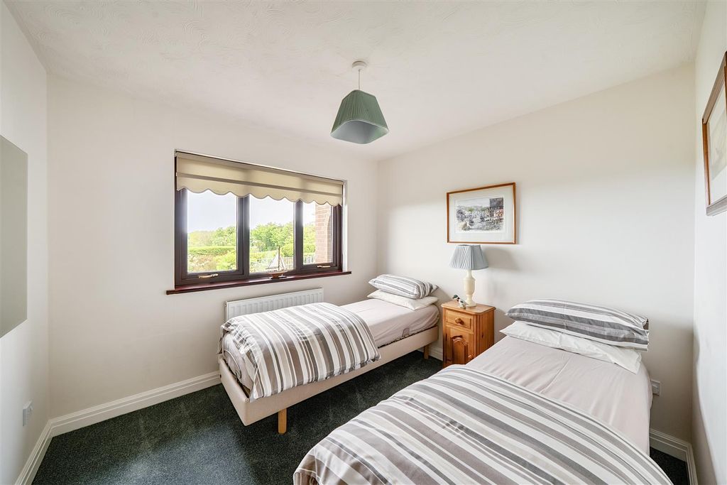Additional image 12 of 3 bed detached bungalow for saleLlanarth SA47