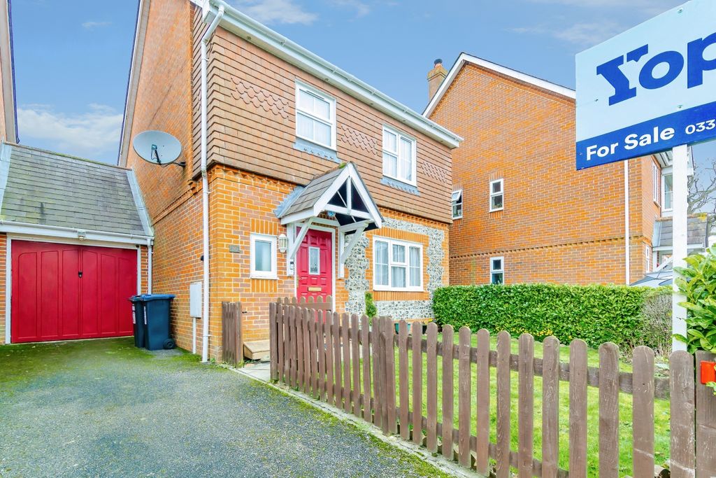 Property photo 1 of 20 Front View