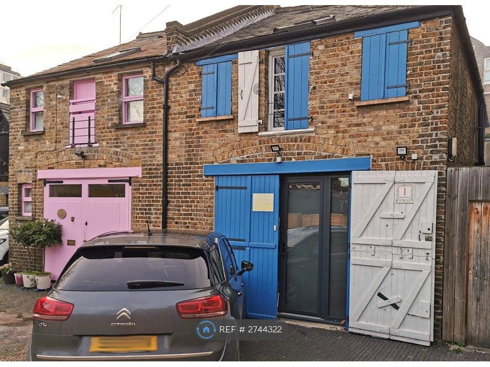 Property photo 1 of 13 Front Of The House