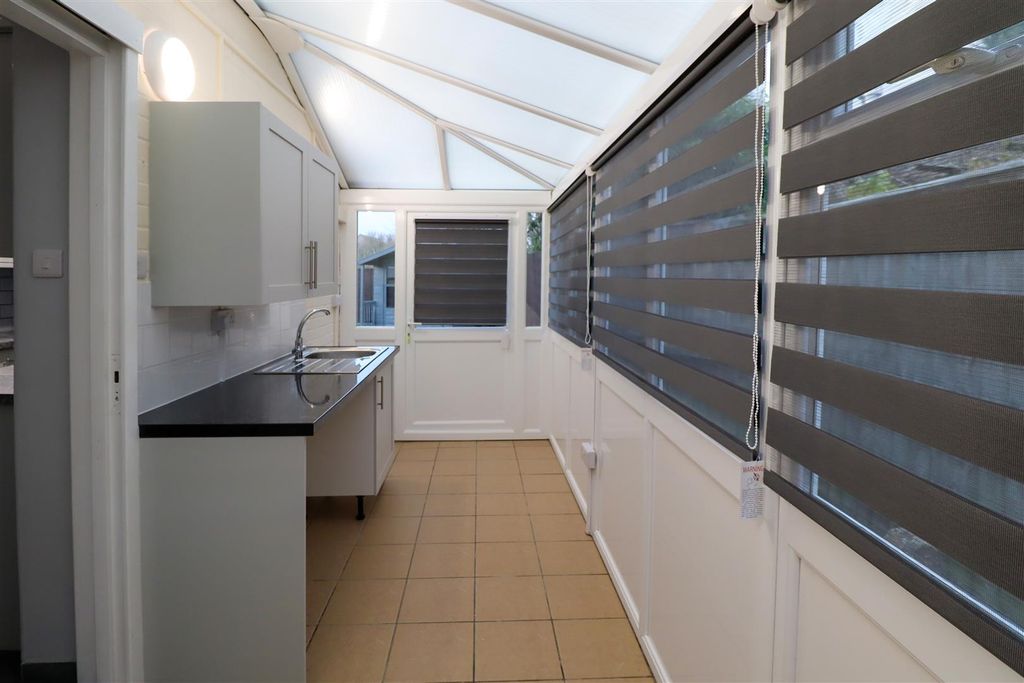 Property photo 3 of 11 Img_5173.Jpg