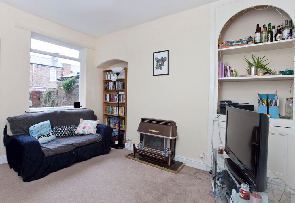 Property photo 3 of 8