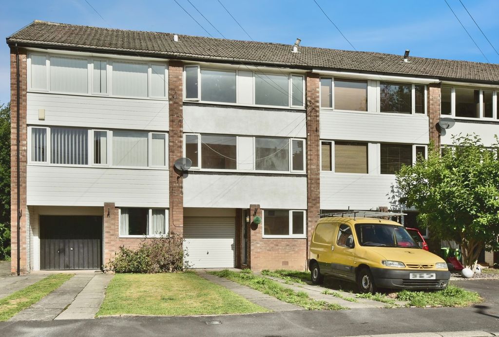 Property photo 1 of 12 Pbox-Img.Jpg