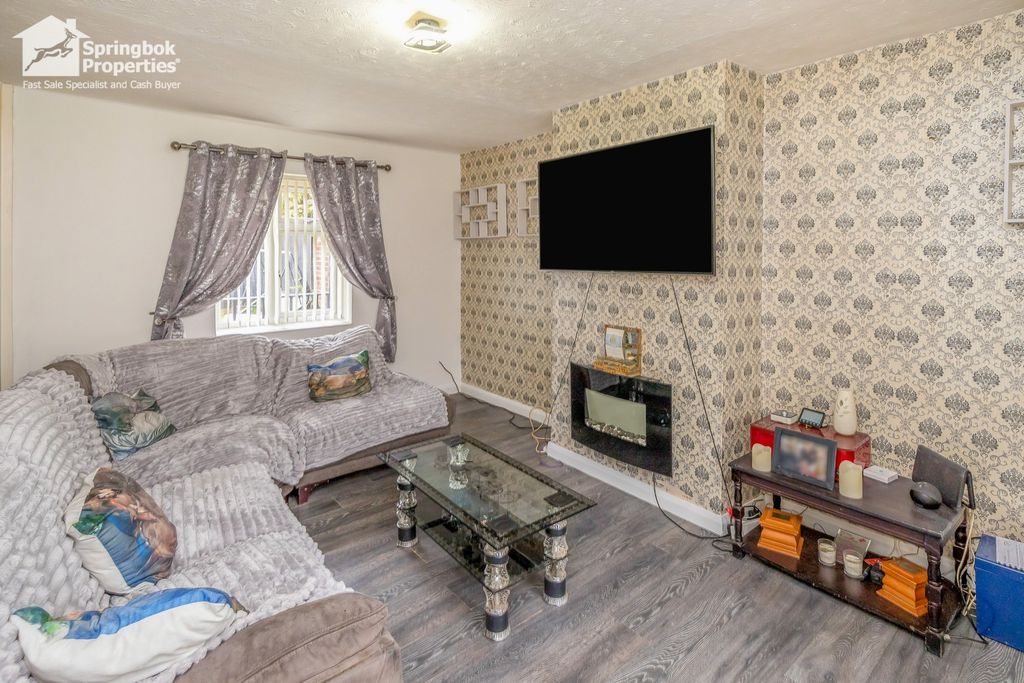 Property photo 2 of 15 Image 2