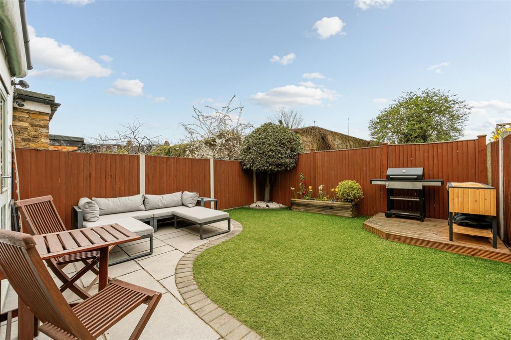 Property photo 1 of 13