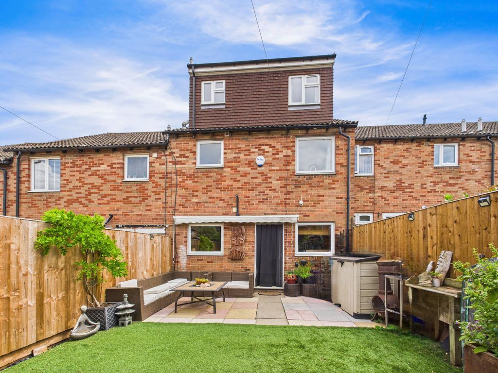 Property photo 1 of 20 Cam01354G0-Pr0563-Still001