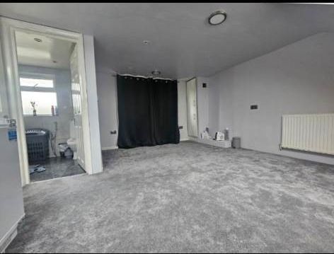 Property photo 2 of 3