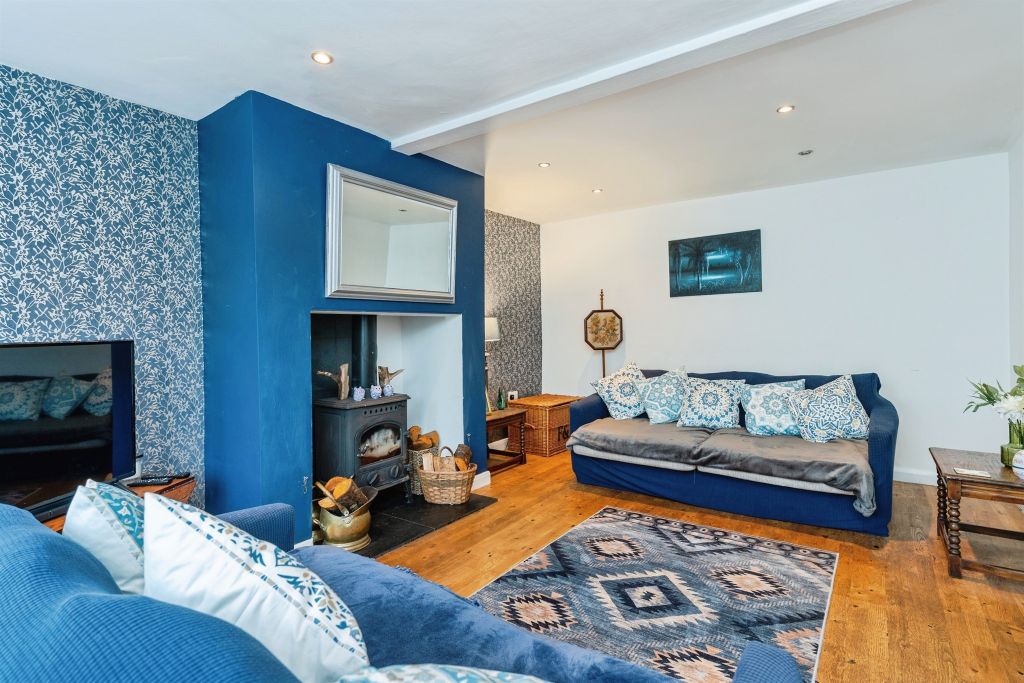 Property photo 3 of 22