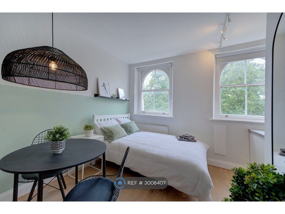 Property photo 1 of 30