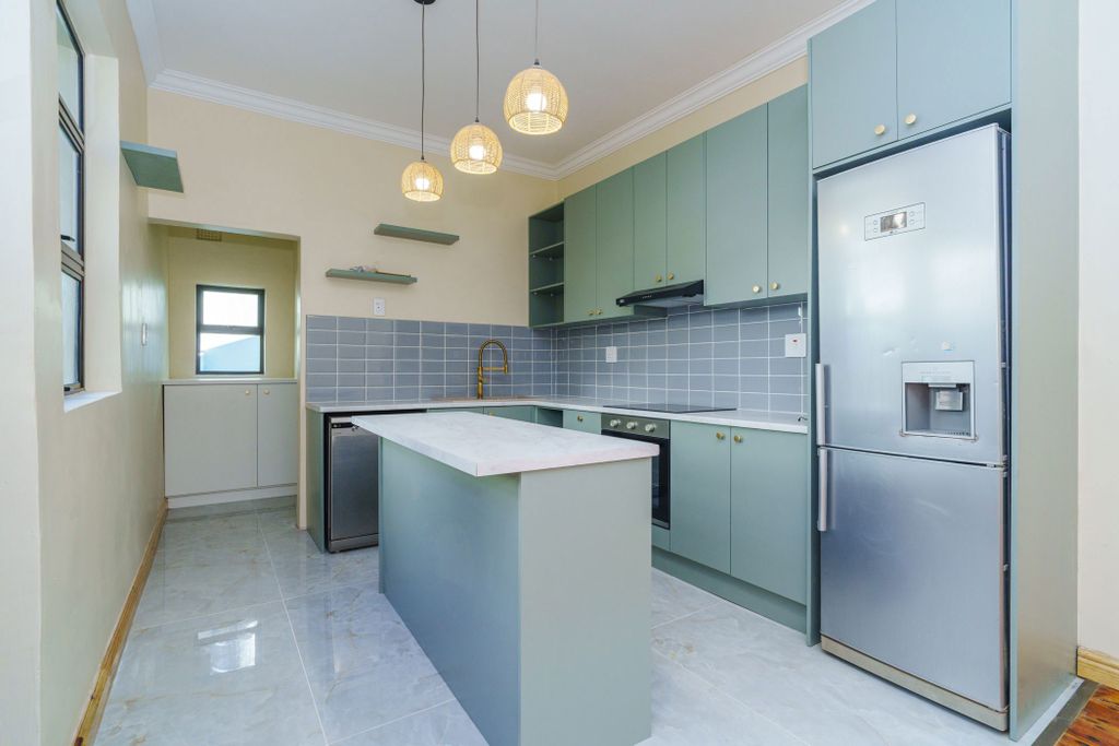 Property photo 3 of 25 Kw1743501