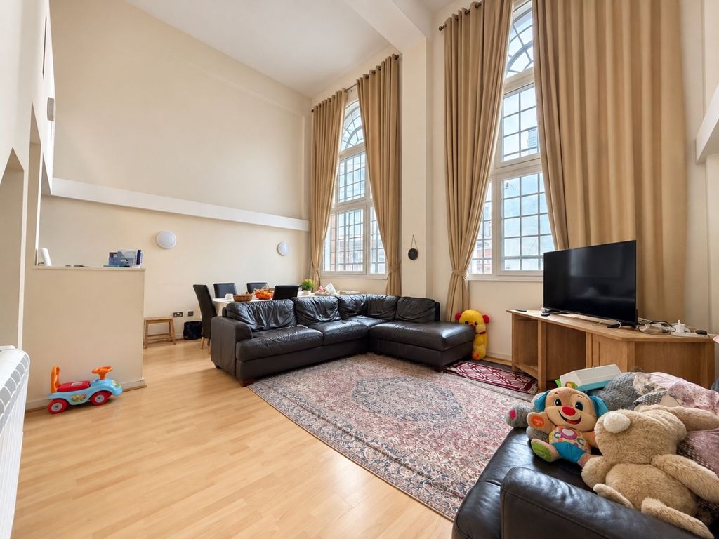 Property photo 2 of 15