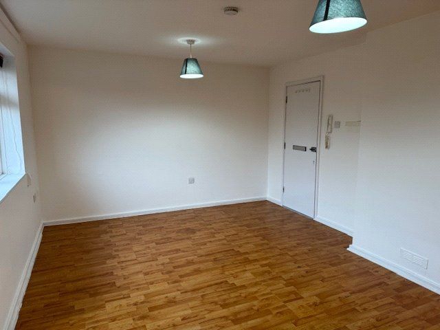 Property photo 3 of 12 Picture No. 03