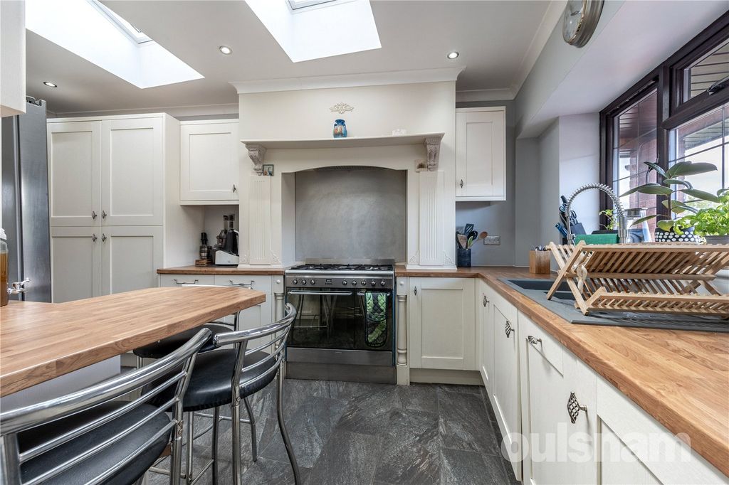 Property photo 3 of 27 Picture No. 04