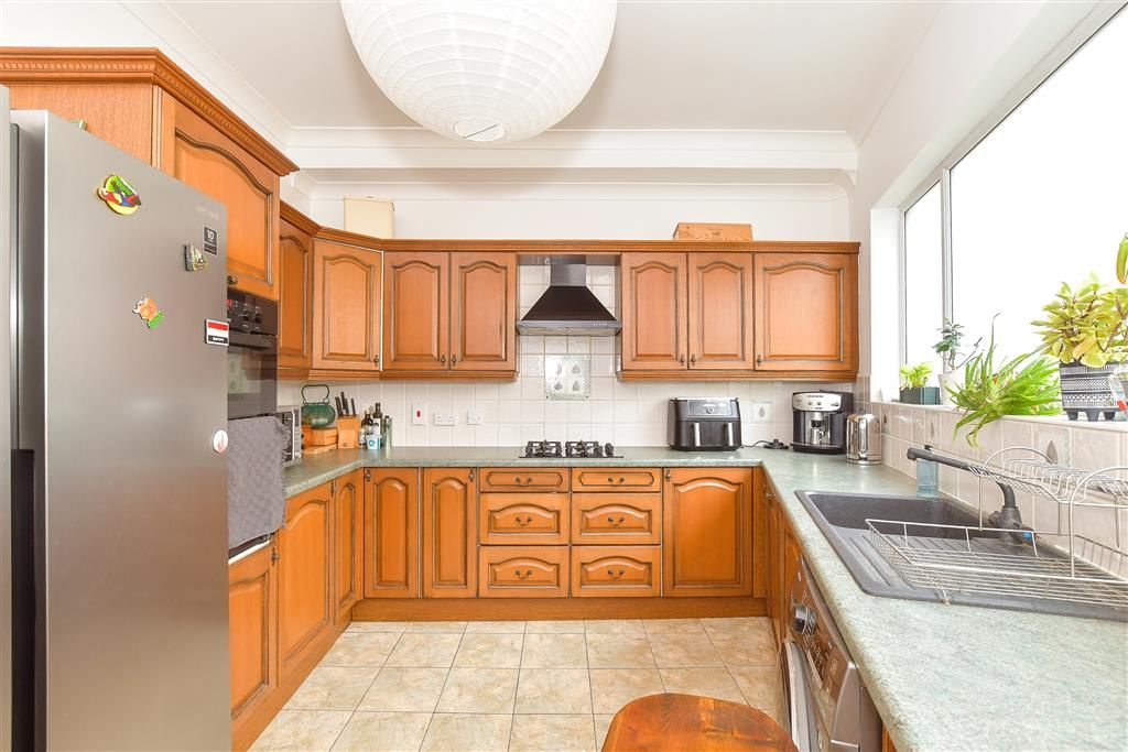 Property photo 3 of 13 Kitchen