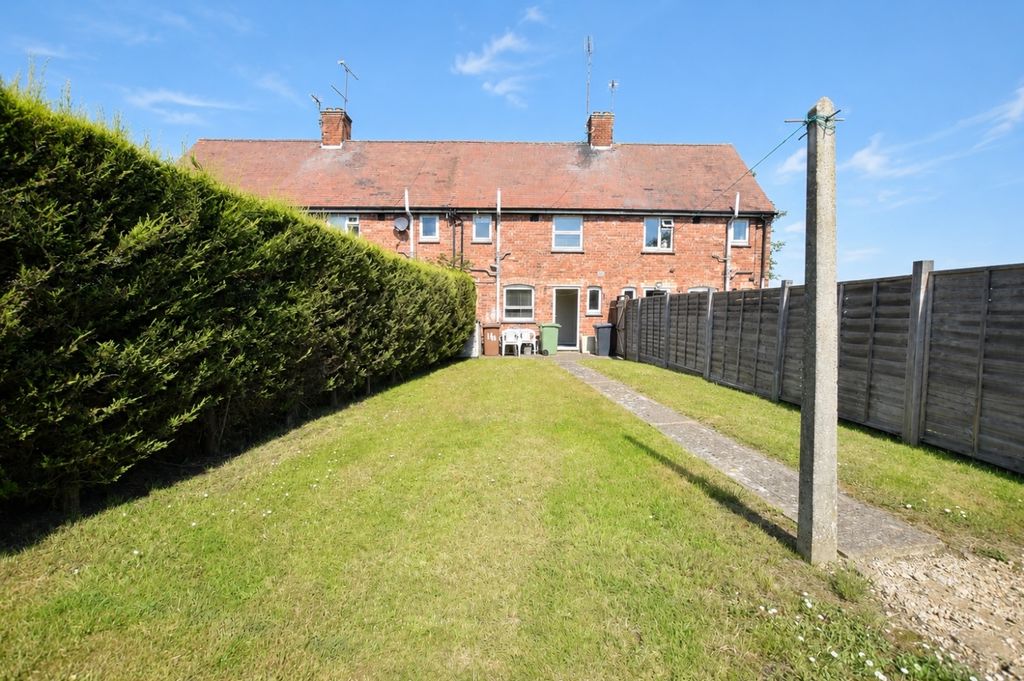 Property photo 1 of 12 Gardenpopa