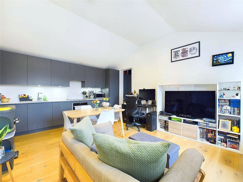 Property photo 2 of 7 Picture No. 02